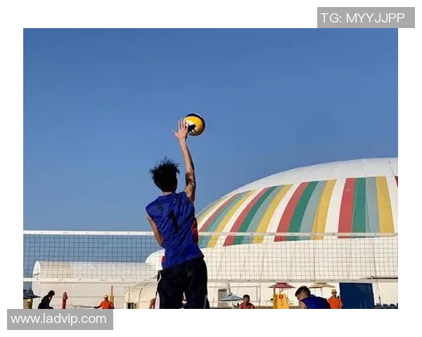 广州排球队在大师赛中的拼搏历程与成长故事分享