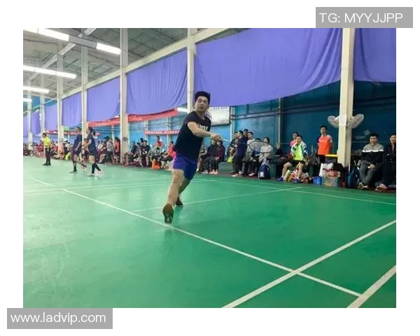 广州羽毛球队以59分稳居联赛积分榜首位展现强劲实力