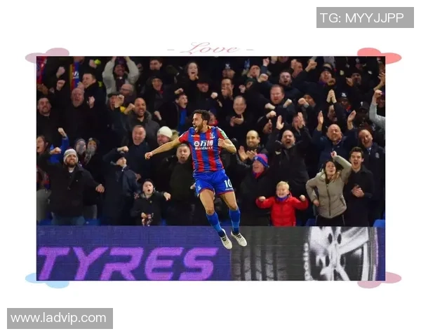 足球明星与前辈的珍贵对话视频揭示成长之路与职业生涯的启示